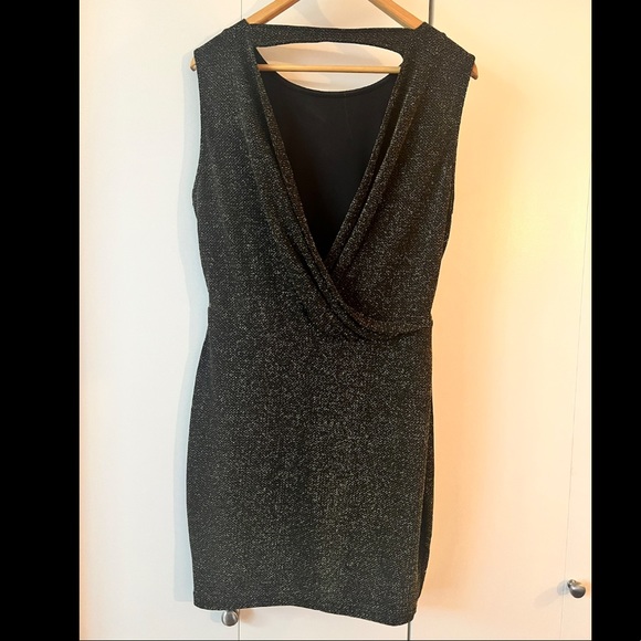 Black with gold flecks, size Large - Picture 2 of 2